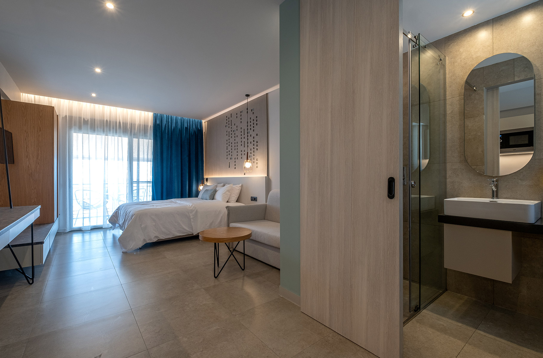 Elixia Tolo Apartments